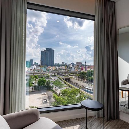 Отель Hello World Saigon Хошимин Экстерьер фото